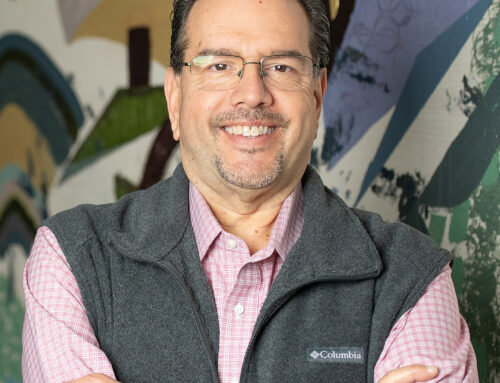 Dr. Barba receives distinguished service award