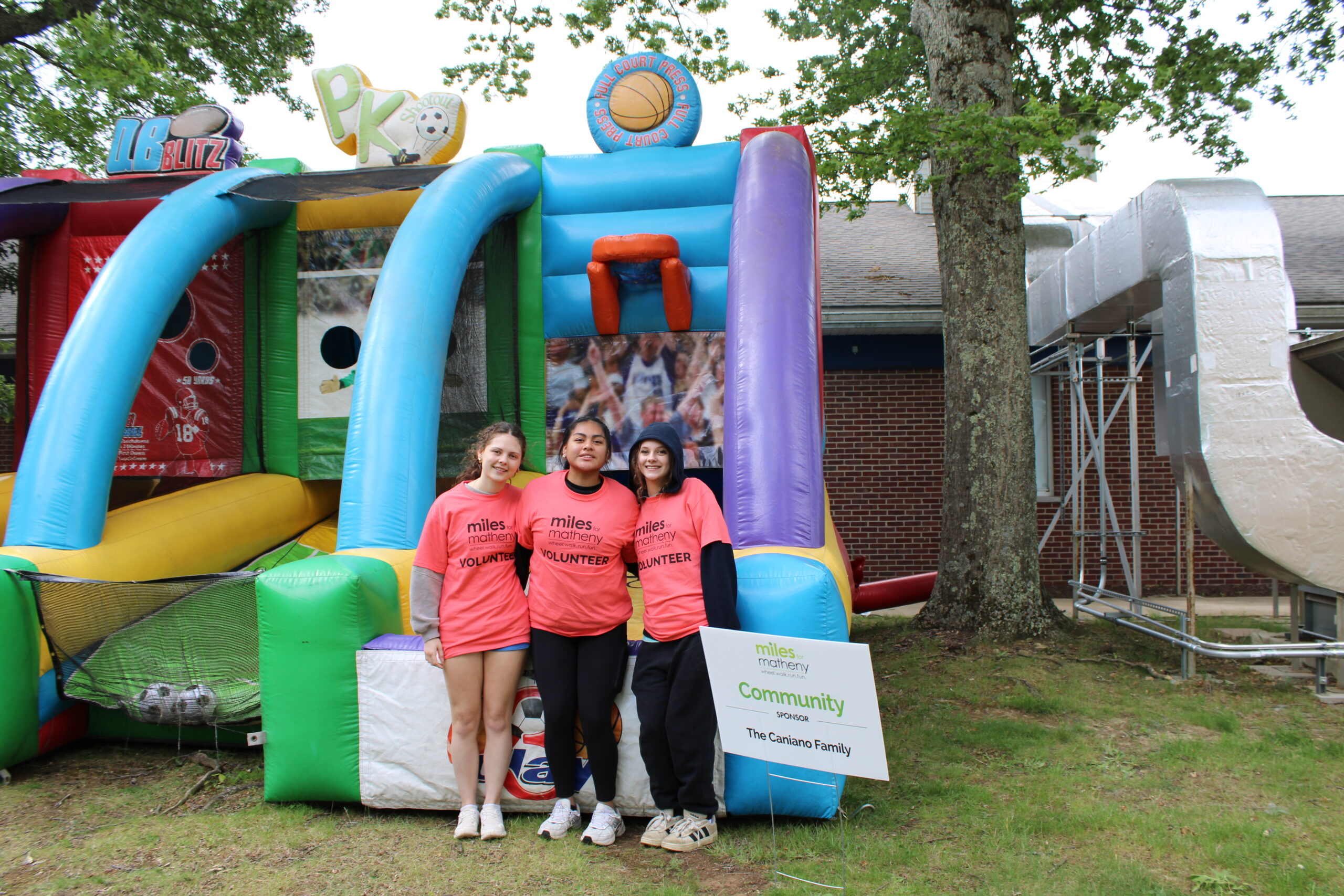 IMG_2058_volunteers with inflatible games