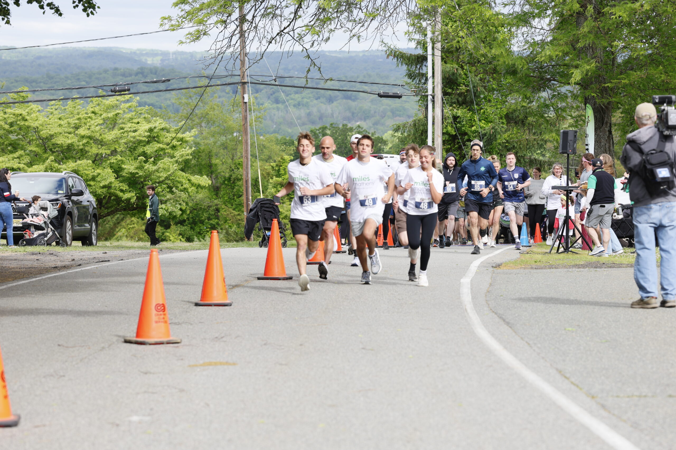 _L2A4838_runners start
