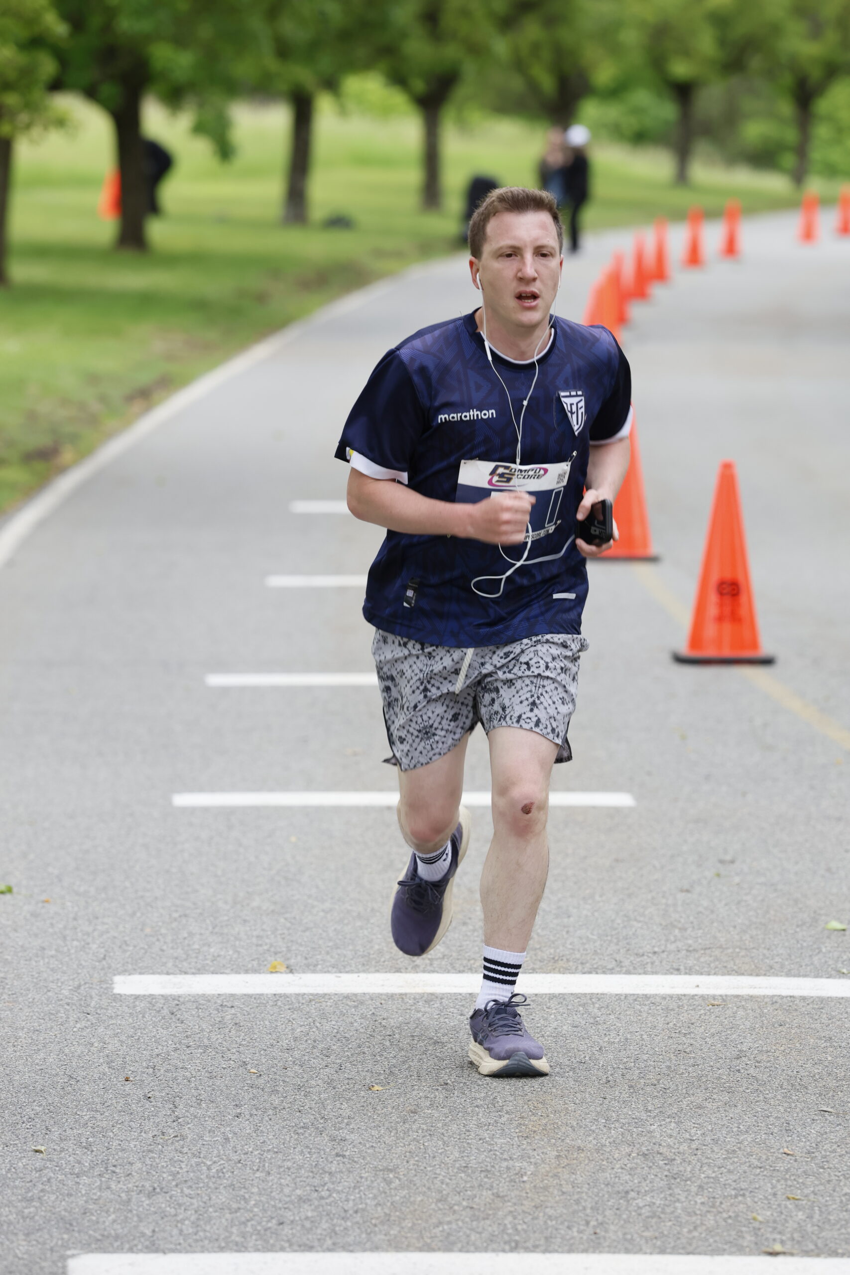 _L2A4893_runner