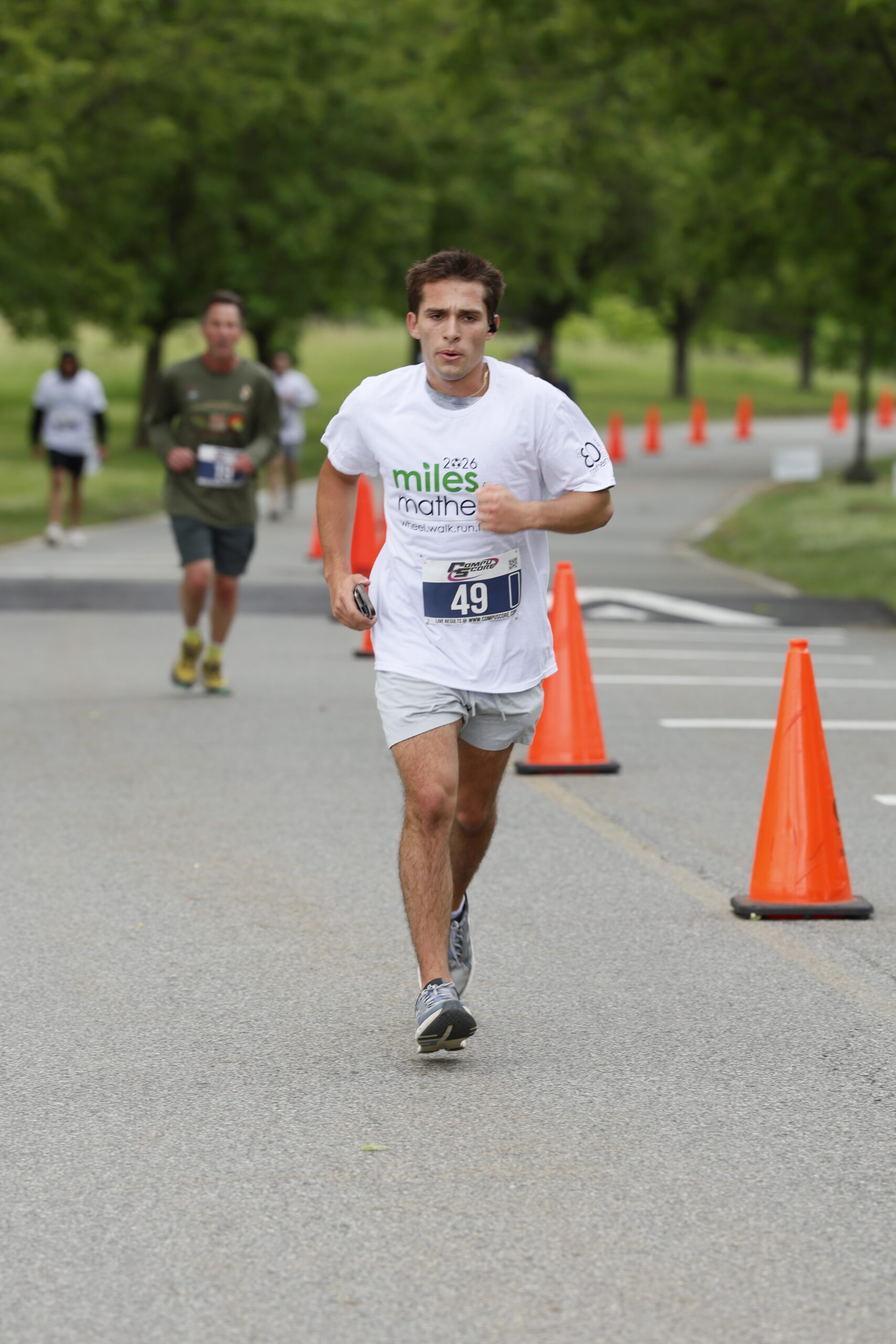 _L2A4900_runners